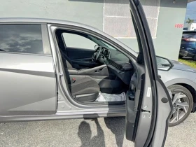 Hyundai Elantra, снимка 5