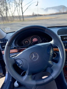 Mercedes-Benz E 320, снимка 11