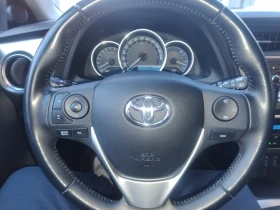 Toyota Auris, снимка 12