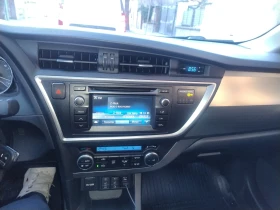 Toyota Auris, снимка 13