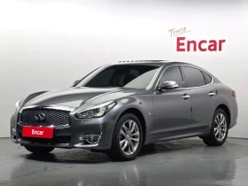 ������ Infiniti Q70