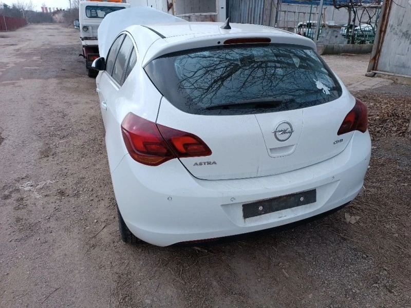 Opel Astra 1.7 125к.с., снимка 5 - Автомобили и джипове - 42072244