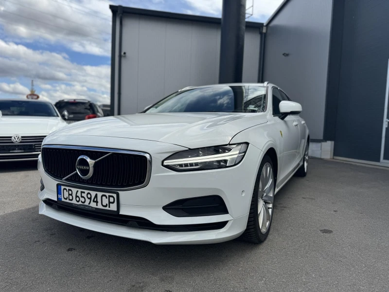 Volvo V90 D4 4x4, снимка 1 - Автомобили и джипове - 48173264