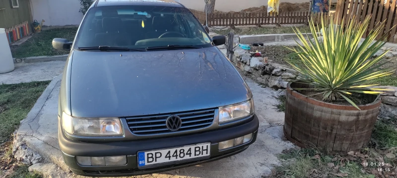 VW Passat 1.9тди, снимка 6 - Автомобили и джипове - 48732557