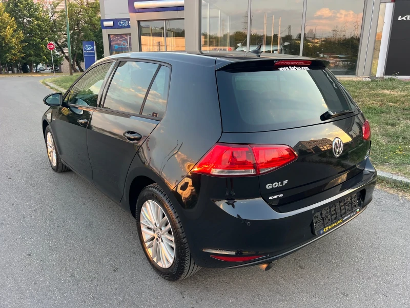 VW Golf 1.6 TDI/CUP/NAVI/PANORAMA, снимка 6 - Автомобили и джипове - 51193999
