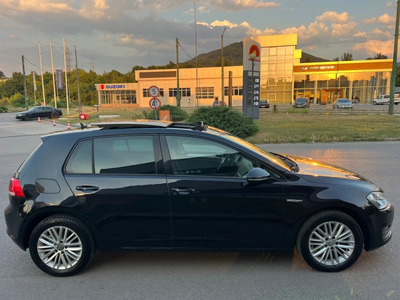 VW Golf 1.6 TDI/CUP/NAVI/PANORAMA, снимка 5 - Автомобили и джипове - 51193999