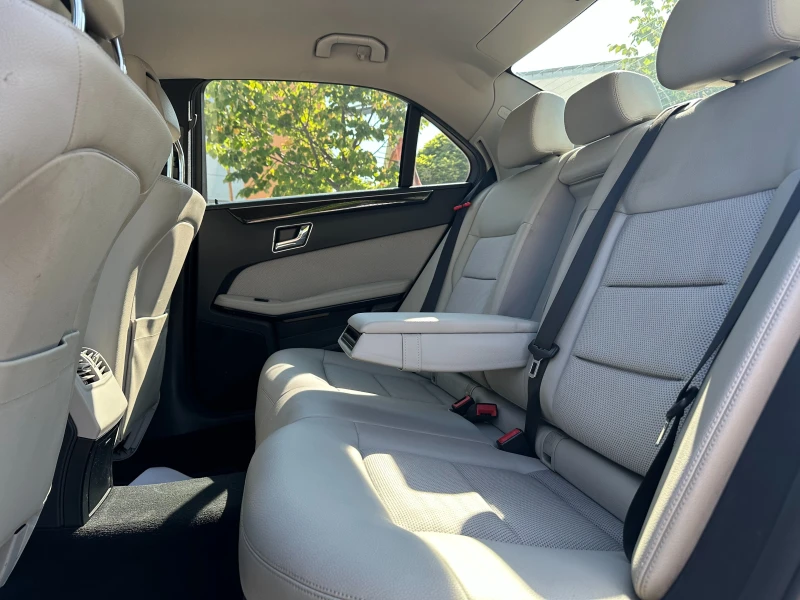 Mercedes-Benz E 350 3.0d 231 к.с. 4matic, снимка 9 - Автомобили и джипове - 51329533