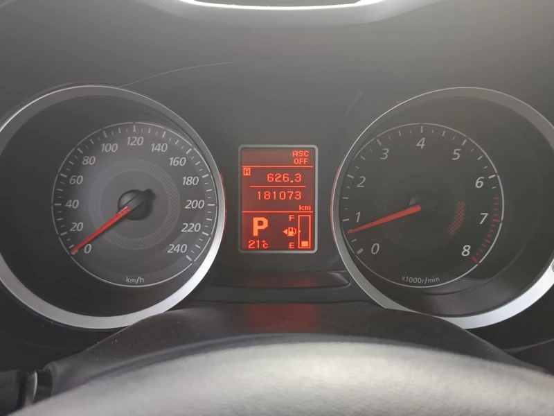 Mitsubishi Lancer Sportback , снимка 4 - Автомобили и джипове - 52423539