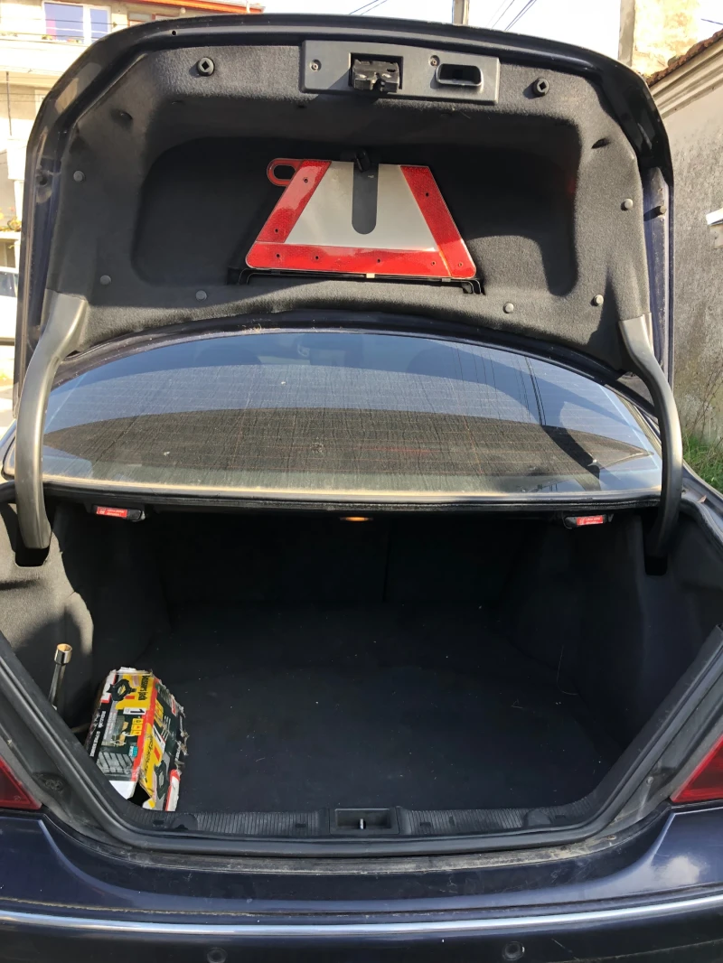 Mercedes-Benz C 220 2.2, снимка 16 - Автомобили и джипове - 52549766