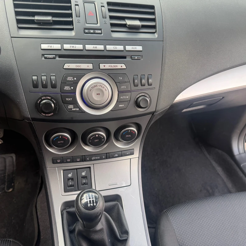Mazda 3 2.2 MZR , снимка 11 - Автомобили и джипове - 52663221
