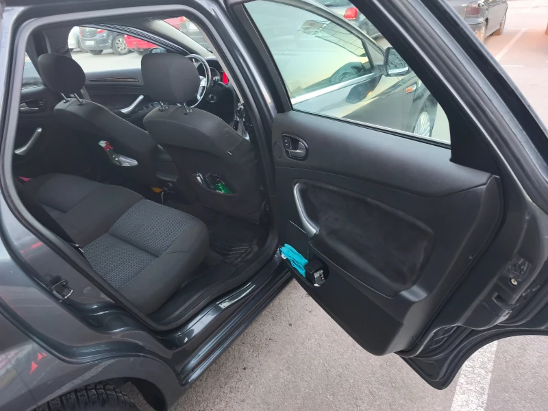 Ford Mondeo, снимка 6 - Автомобили и джипове - 52929322