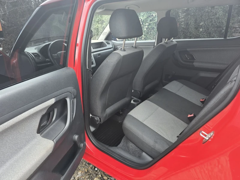 Skoda Fabia 1.2 Бензин/газ, снимка 10 - Автомобили и джипове - 53096090