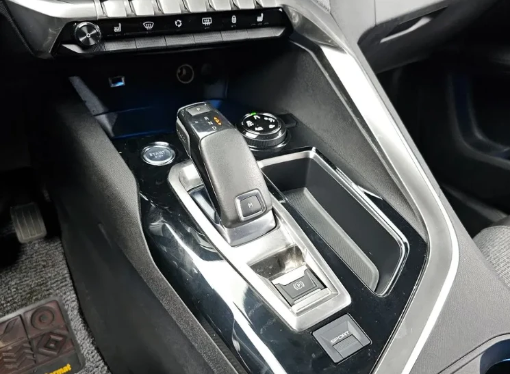 Peugeot 5008 1.6 BlueHDi Allure - изображение 8