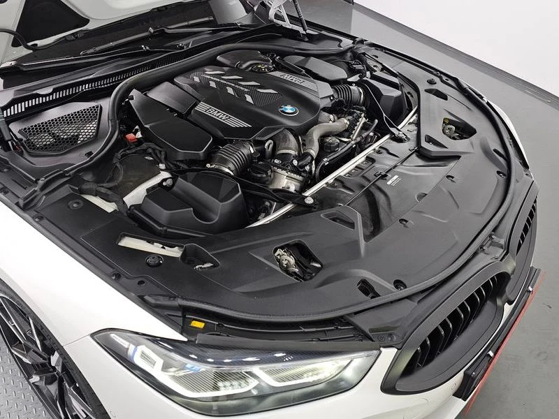 BMW 850 M850I ??xDrive Gran Coupe, снимка 16 - Автомобили и джипове - 55982398