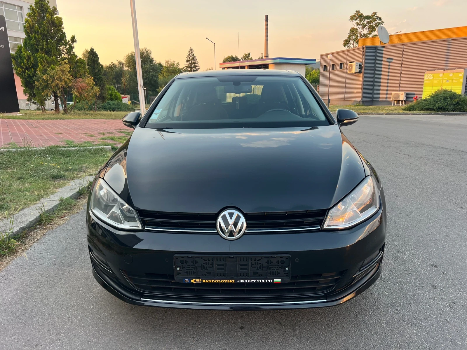 VW Golf 1.6 TDI/CUP/NAVI/PANORAMA - изображение 2