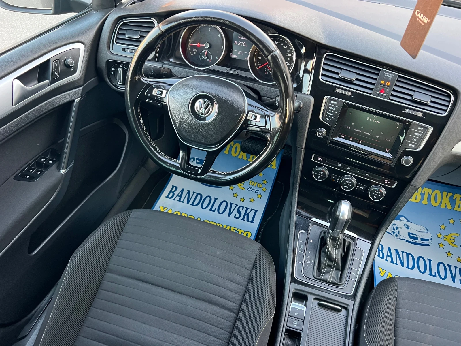 VW Golf 1.6 TDI/CUP/NAVI/PANORAMA - изображение 10