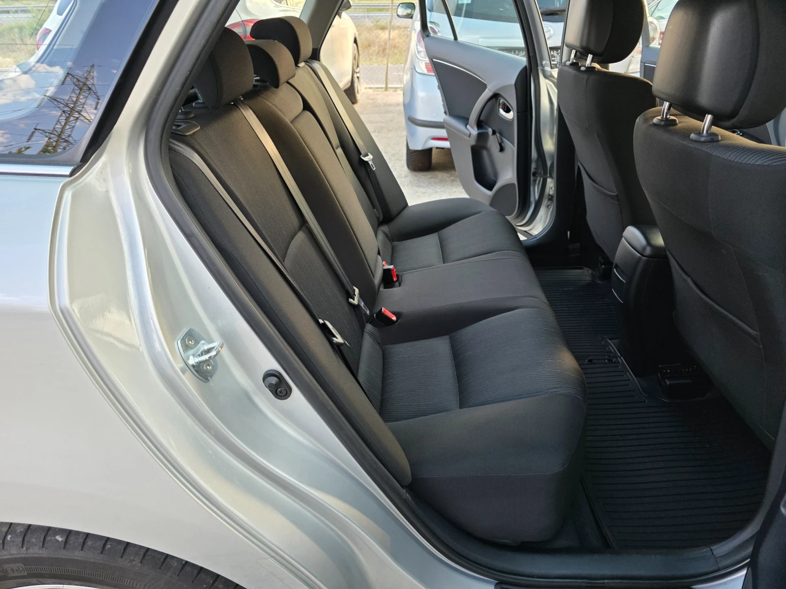 Toyota Avensis 1.6 VVTI Навигация Климатроник - изображение 9