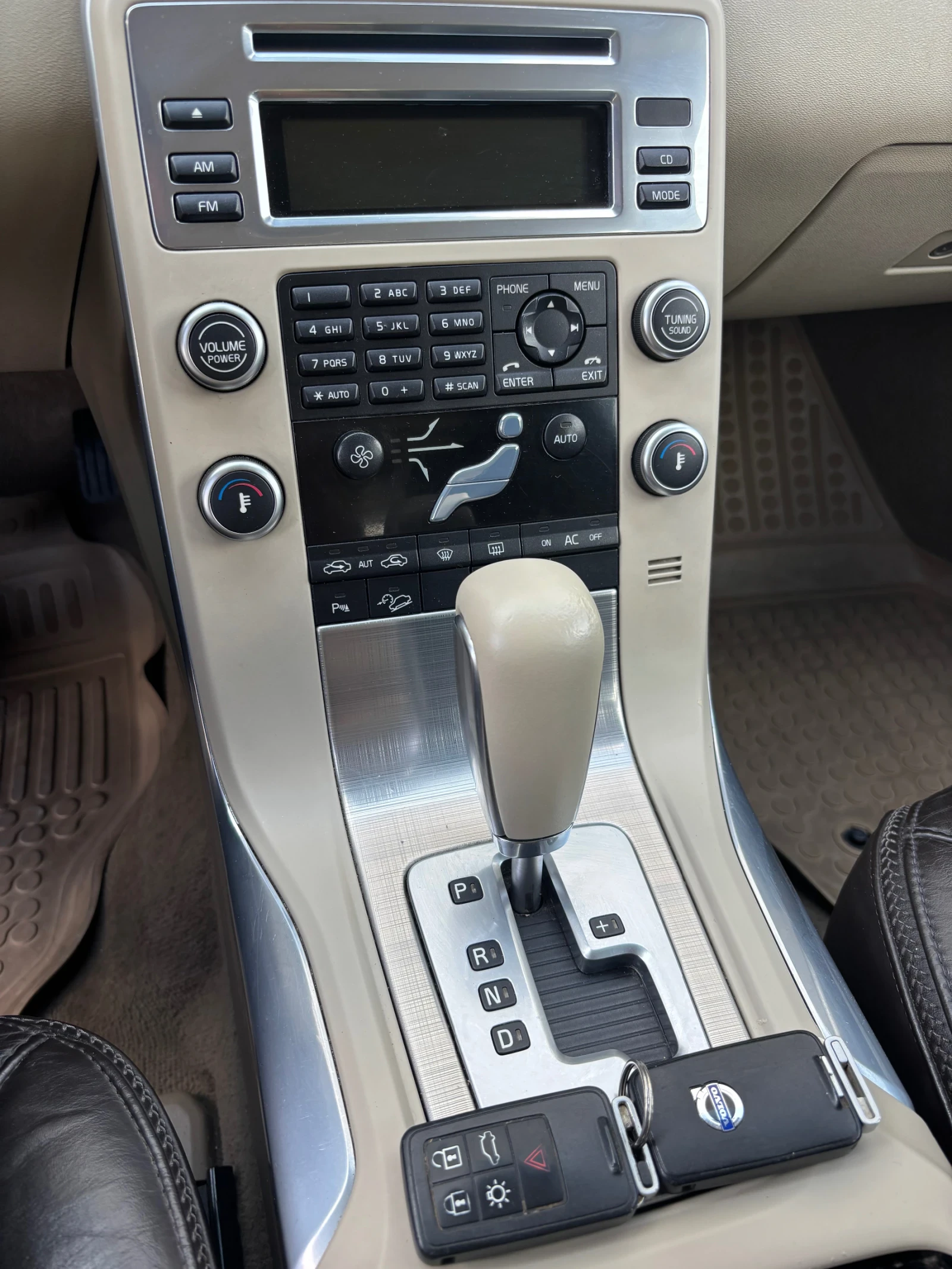 Volvo Xc70 2.4 D5 205�.�. AWD | Mobile.bg � ����������� 15