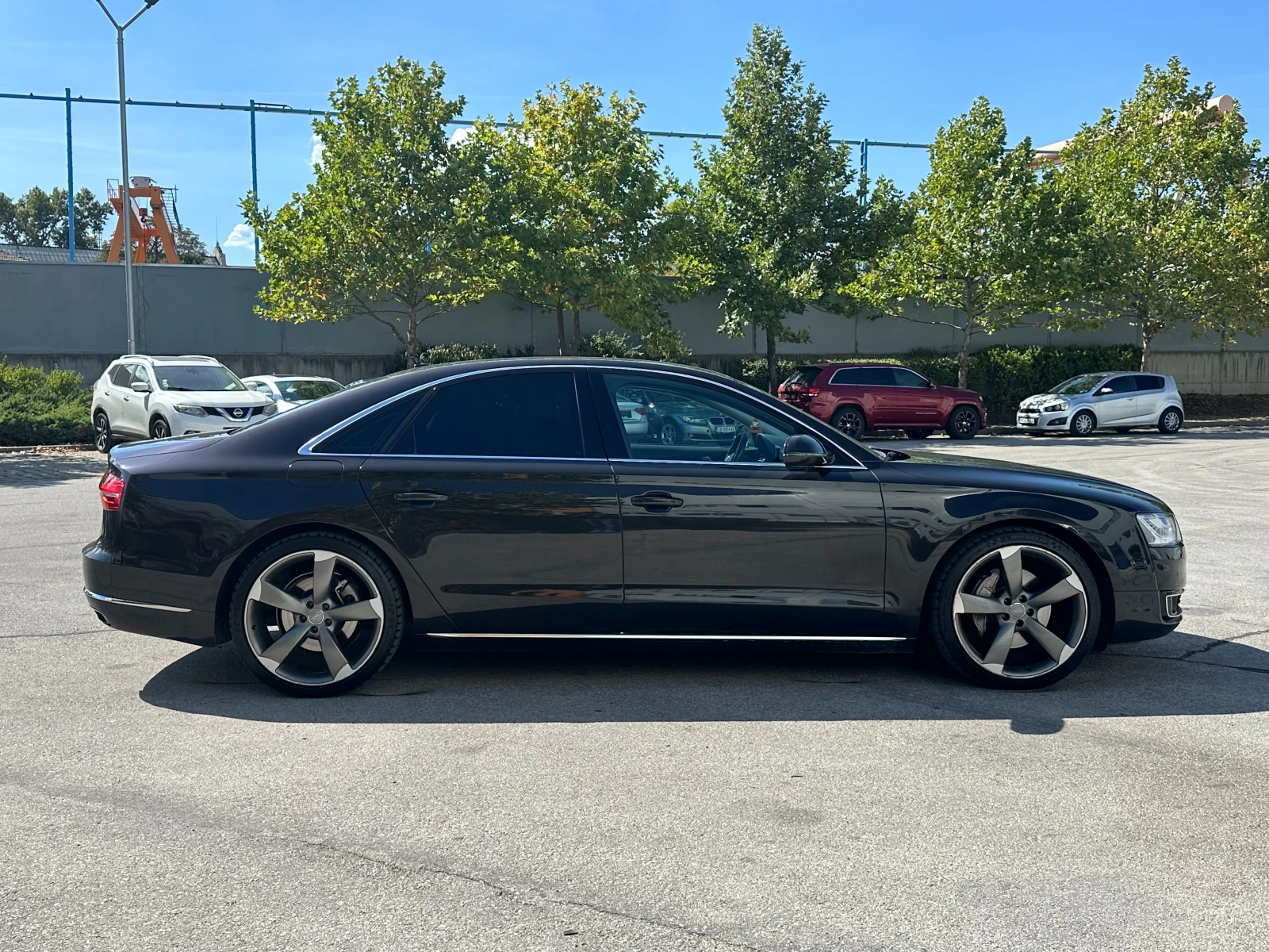 Audi A8 Matrix 3.0d 258 к.с. quattro - изображение 5