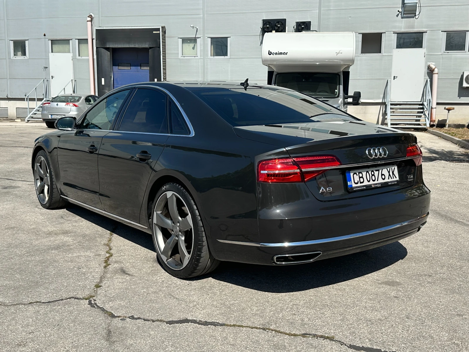 Audi A8 Matrix 3.0d 258 к.с. quattro - изображение 3