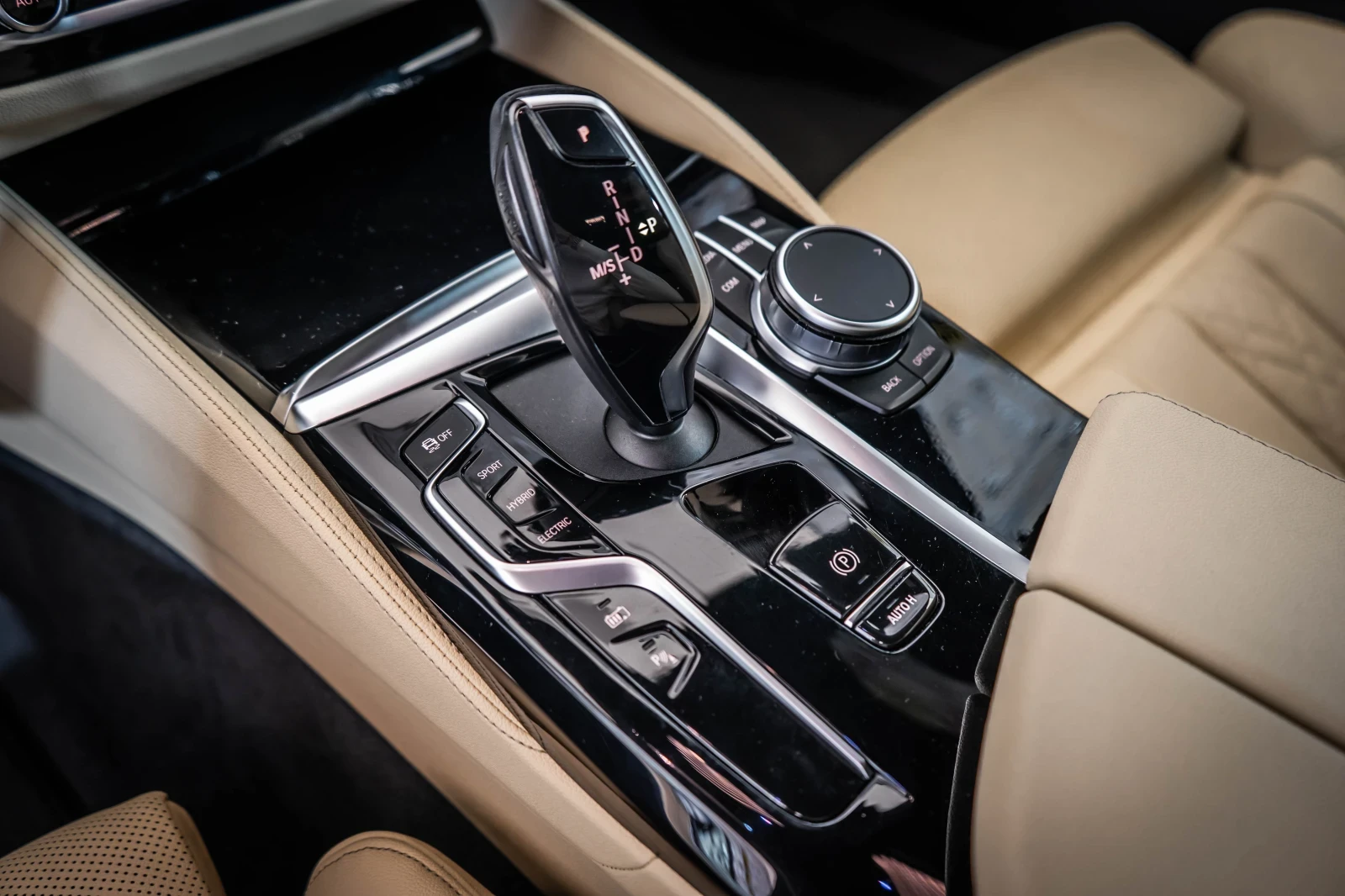 BMW 530 E xDrive Msport* Camera* Лизинг - изображение 9