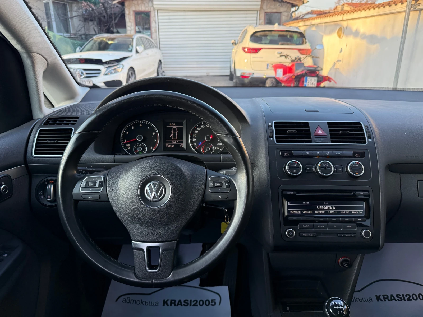 VW Touran 1.4TSI ECOFUEL , снимка 9 - Автомобили и джипове - 53804655