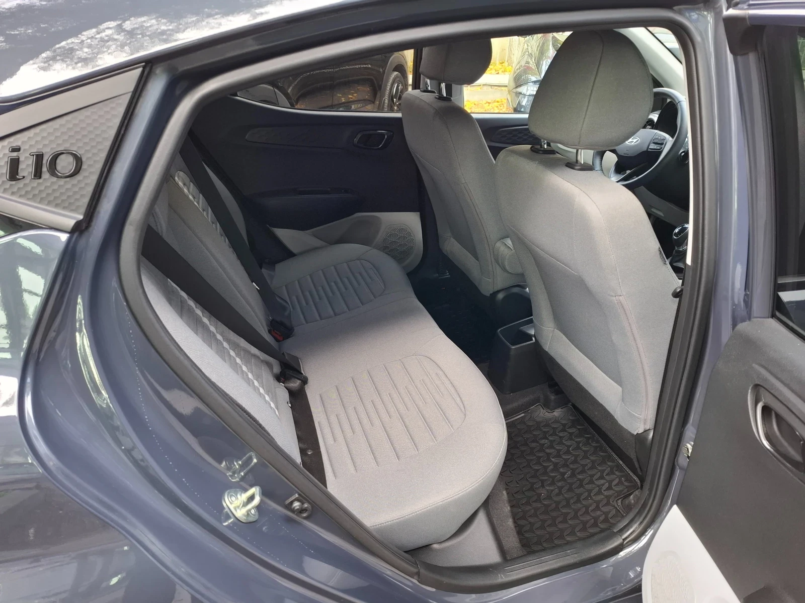 Hyundai I10 1.2 Premium, снимка 8 - Автомобили и джипове - 53814207