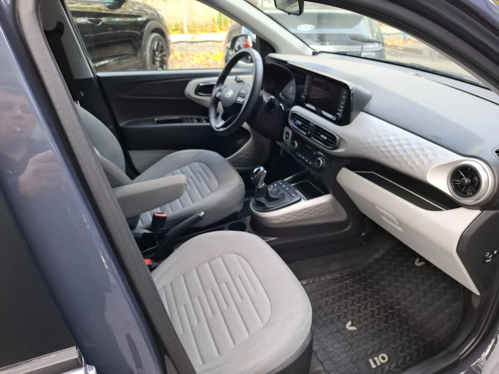 Hyundai I10 1.2 Premium, снимка 6 - Автомобили и джипове - 53814207