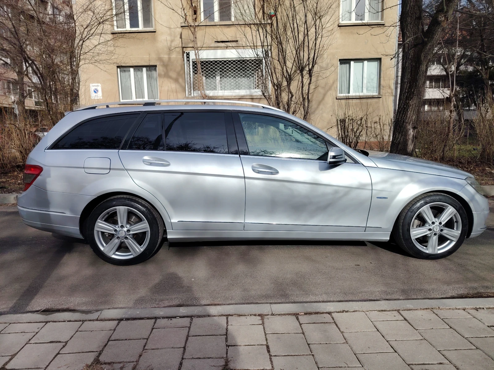Mercedes-Benz C 250 CDI 4MATIC BlueEFFICIENCY, снимка 4 - Автомобили и джипове - 54556387