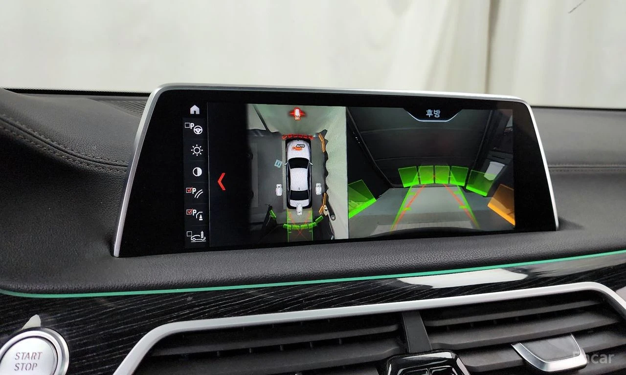 BMW 730 D* XDRIVE* МПАКЕТ* ОБДУХ* HARMAN* KARDON* 360* , снимка 11 - Автомобили и джипове - 54611923