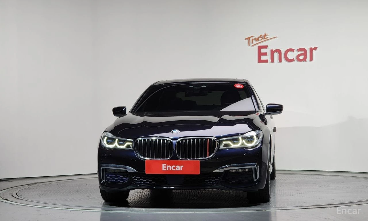 BMW 730 D* XDRIVE* МПАКЕТ* ОБДУХ* HARMAN* KARDON* 360* , снимка 2 - Автомобили и джипове - 54611923