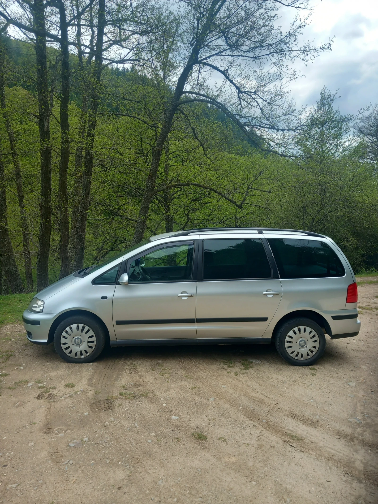 Seat Alhambra 1.9TDI(116kc), снимка 4 - Автомобили и джипове - 54720078