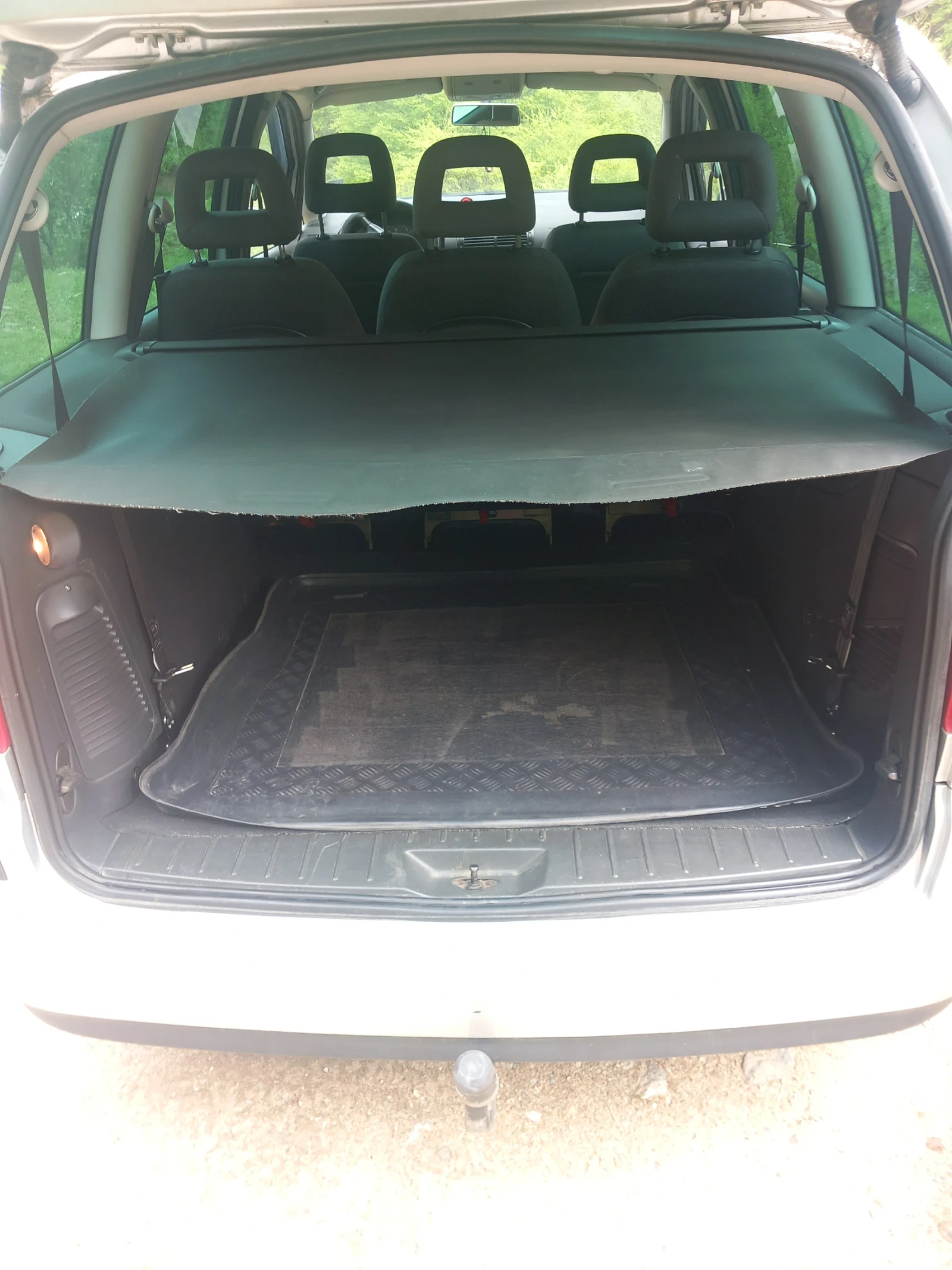 Seat Alhambra 1.9TDI(116kc), снимка 10 - Автомобили и джипове - 54720078