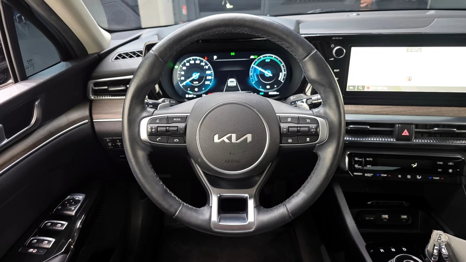 Kia K5 HYBRID| DIGITAL DASH| HeadsUp| 360| Lane Assist | Mobile.bg � ����������� 12