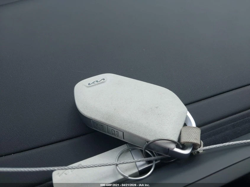 Kia EV9 Wind, снимка 11 - Автомобили и джипове - 54906258