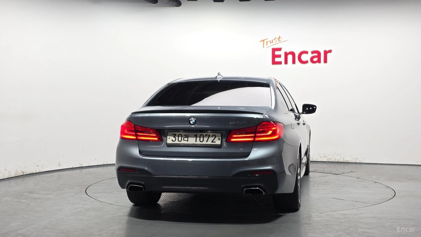 BMW 530 M* 360 КАМЕРА* HEADUP* ОБДУХВАНЕ* ПОДГРЕВ, снимка 4 - Автомобили и джипове - 55478188