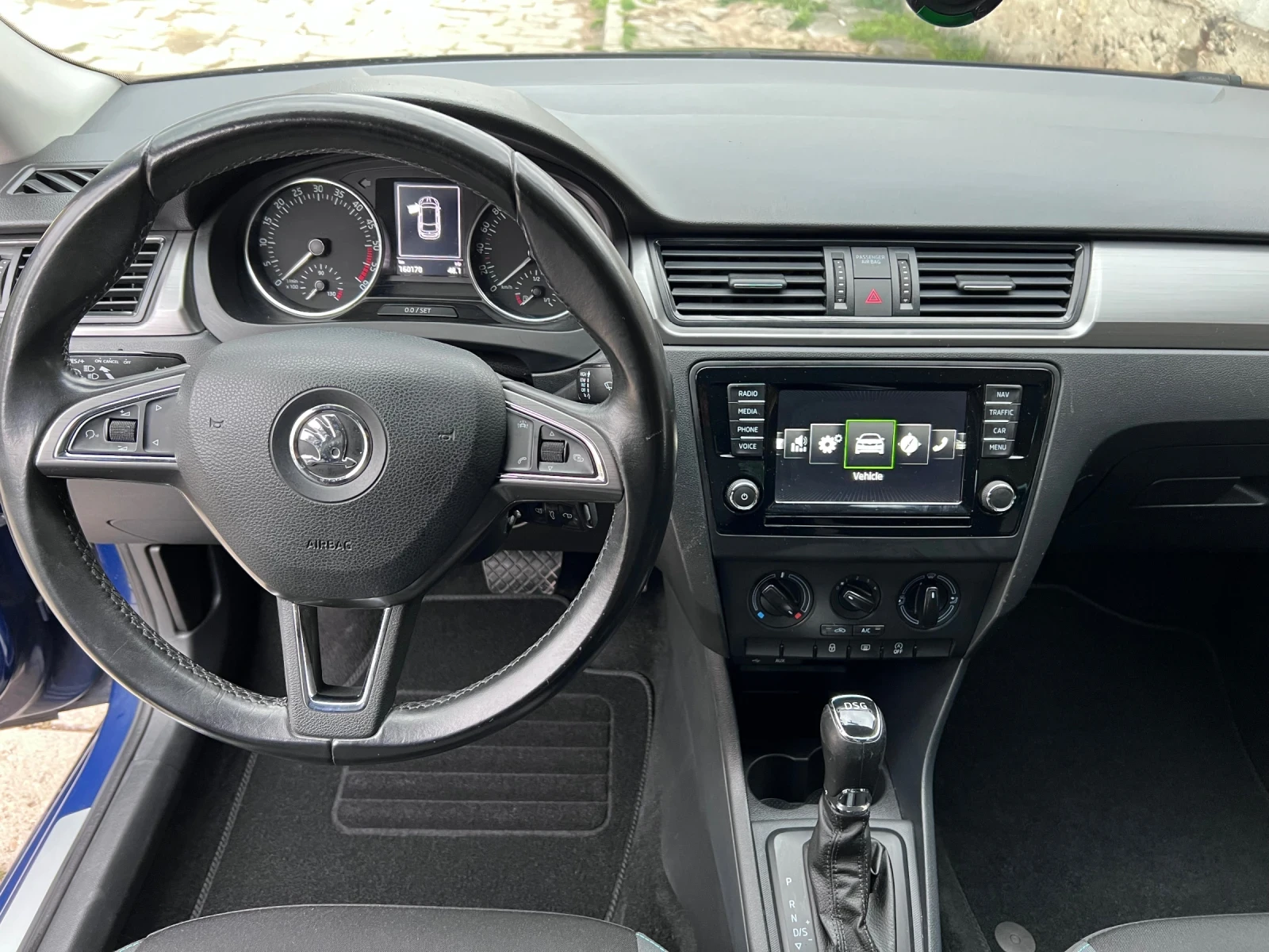 Skoda Rapid 1.4 TDI DSG, снимка 9 - Автомобили и джипове - 55631163