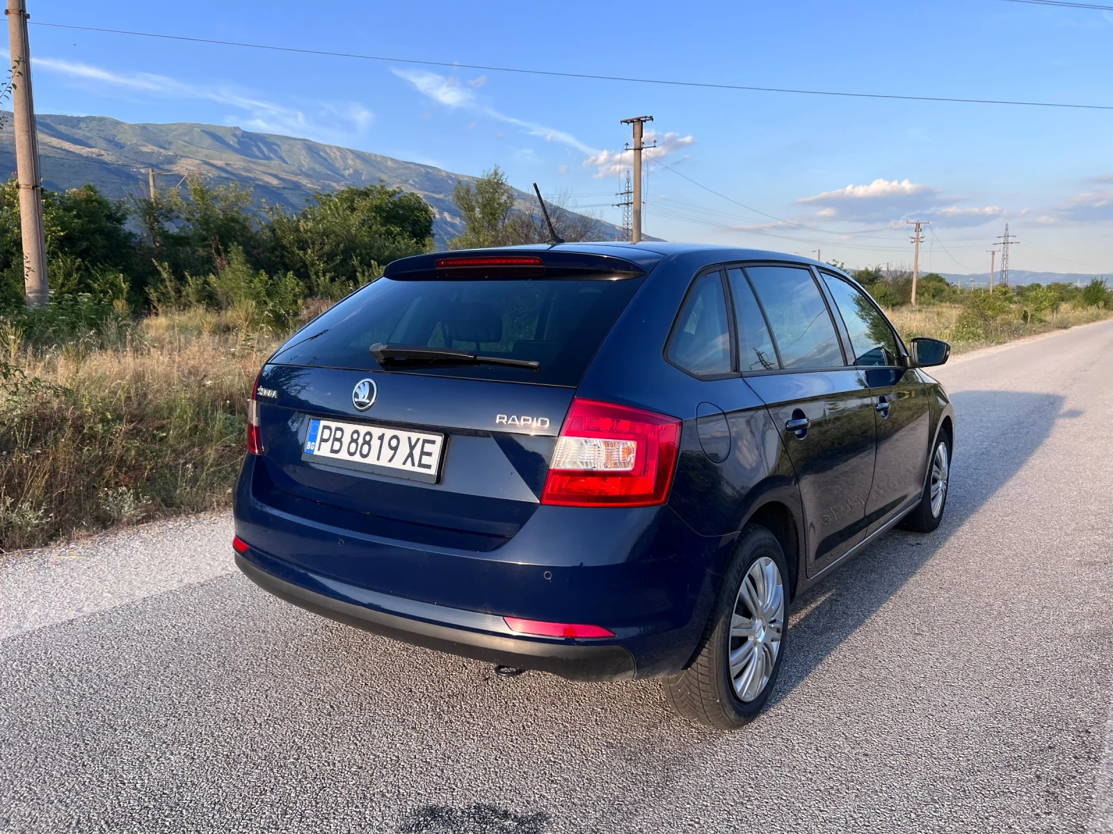 Skoda Rapid 1.4 TDI DSG, снимка 4 - Автомобили и джипове - 55631163