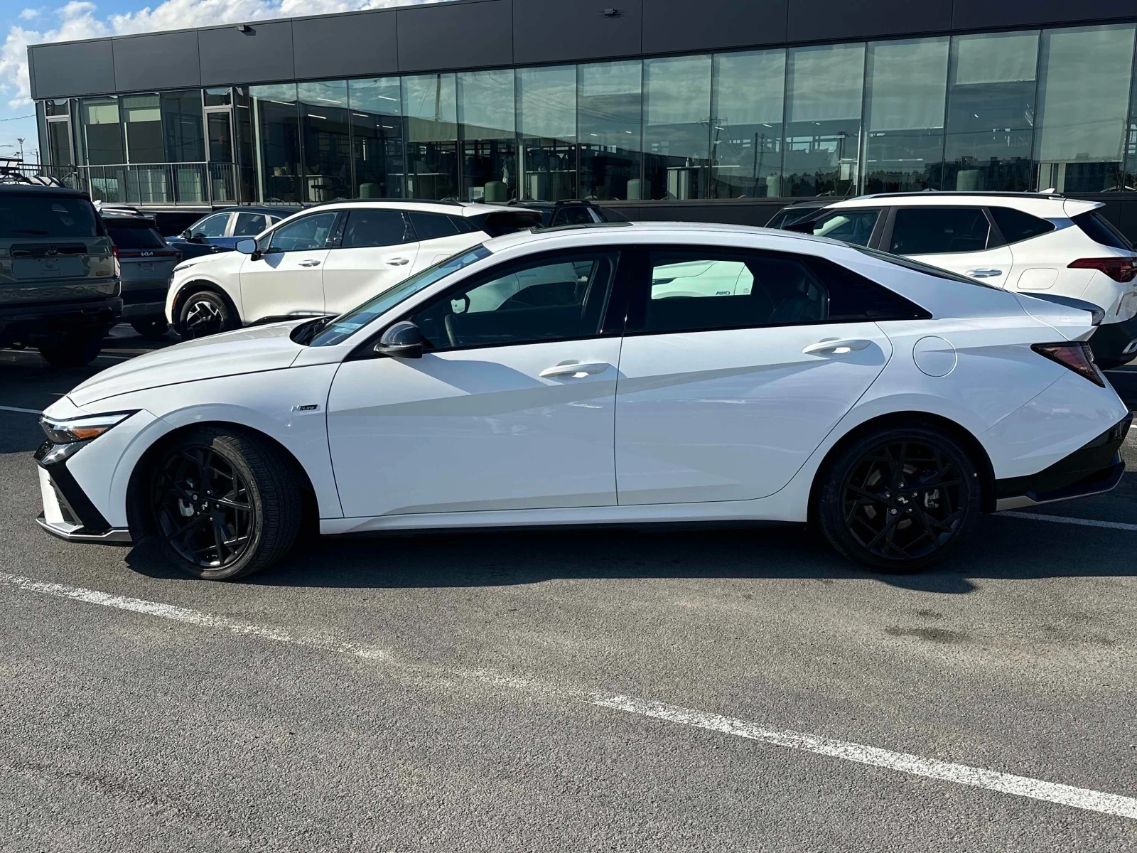 Hyundai Elantra N Line Ultimate | CARFAX | БЕЗ ИНЦИДЕНТИ, снимка 3 - Автомобили и джипове - 55955548