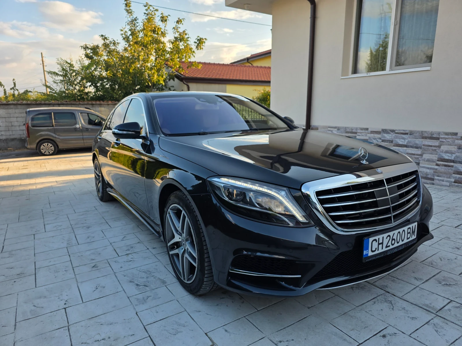 Mercedes-Benz S 350 3.0 CDI AMG НАПЪЛНО ОБСЛУЖЕН , снимка 3 - Автомобили и джипове - 56338398