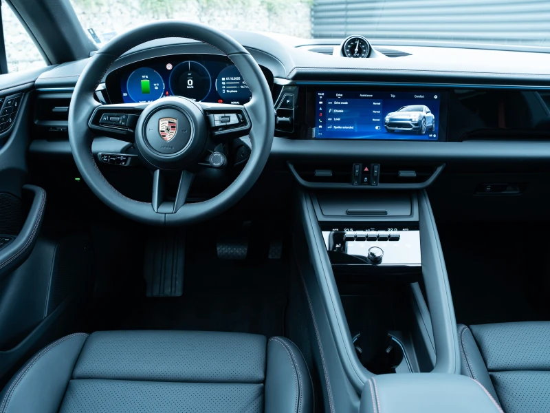 Porsche Macan 4, снимка 8 - Автомобили и джипове - 51935760