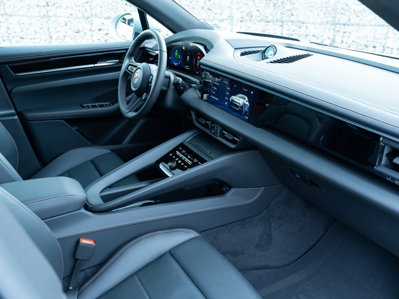 Porsche Macan 4, снимка 12 - Автомобили и джипове - 51935760