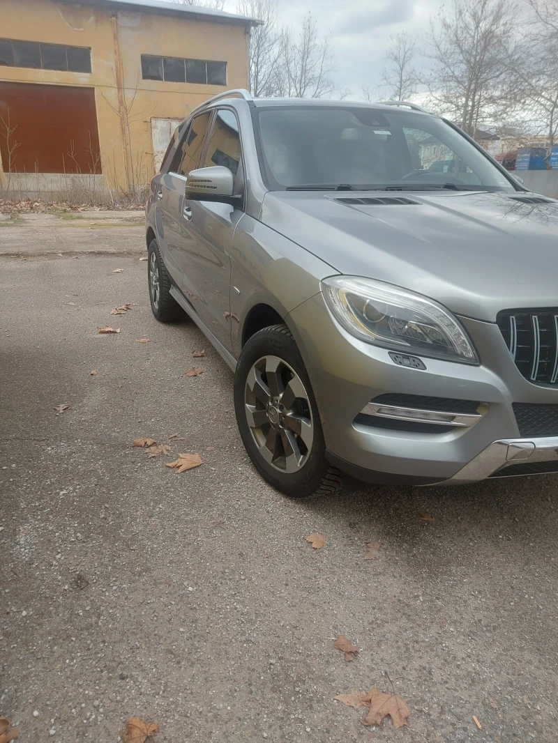 Mercedes-Benz ML 350 На прожуни , снимка 2 - Автомобили и джипове - 52962448