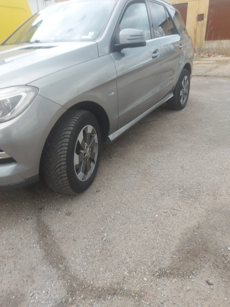 Mercedes-Benz ML 350 На прожуни , снимка 3 - Автомобили и джипове - 52962448