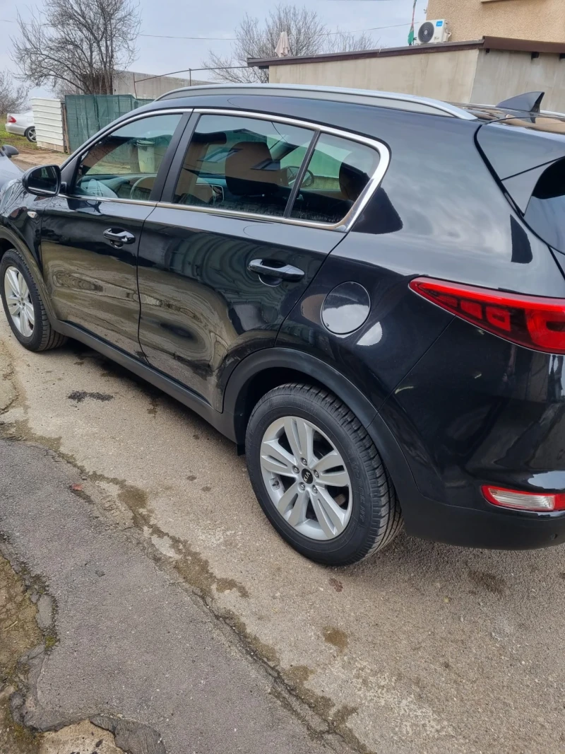 Kia Sportage SUV, снимка 4 - Автомобили и джипове - 53430781