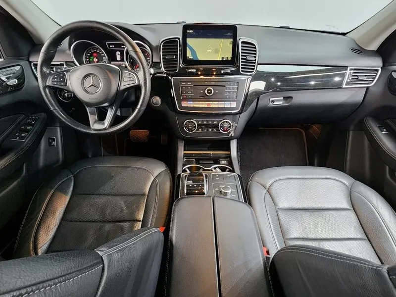 Mercedes-Benz GLE 350 D 4Matic Premium, снимка 7 - Автомобили и джипове - 53827989