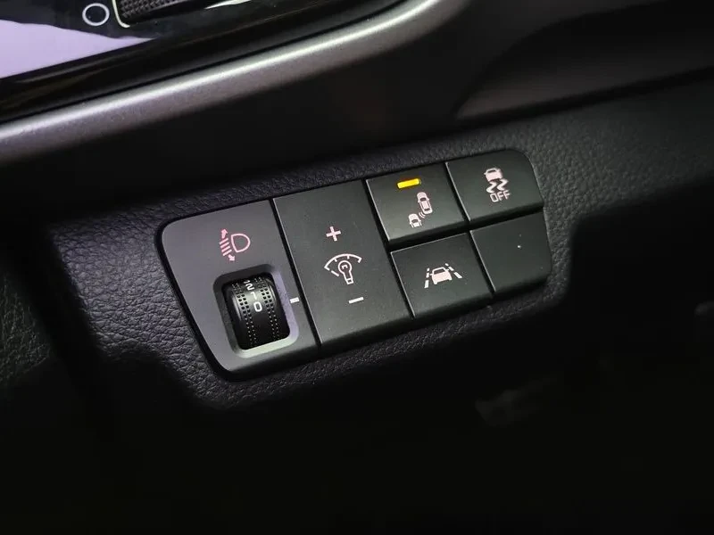 Kia Stonic 1.6 Prestige, снимка 16 - Автомобили и джипове - 55085538