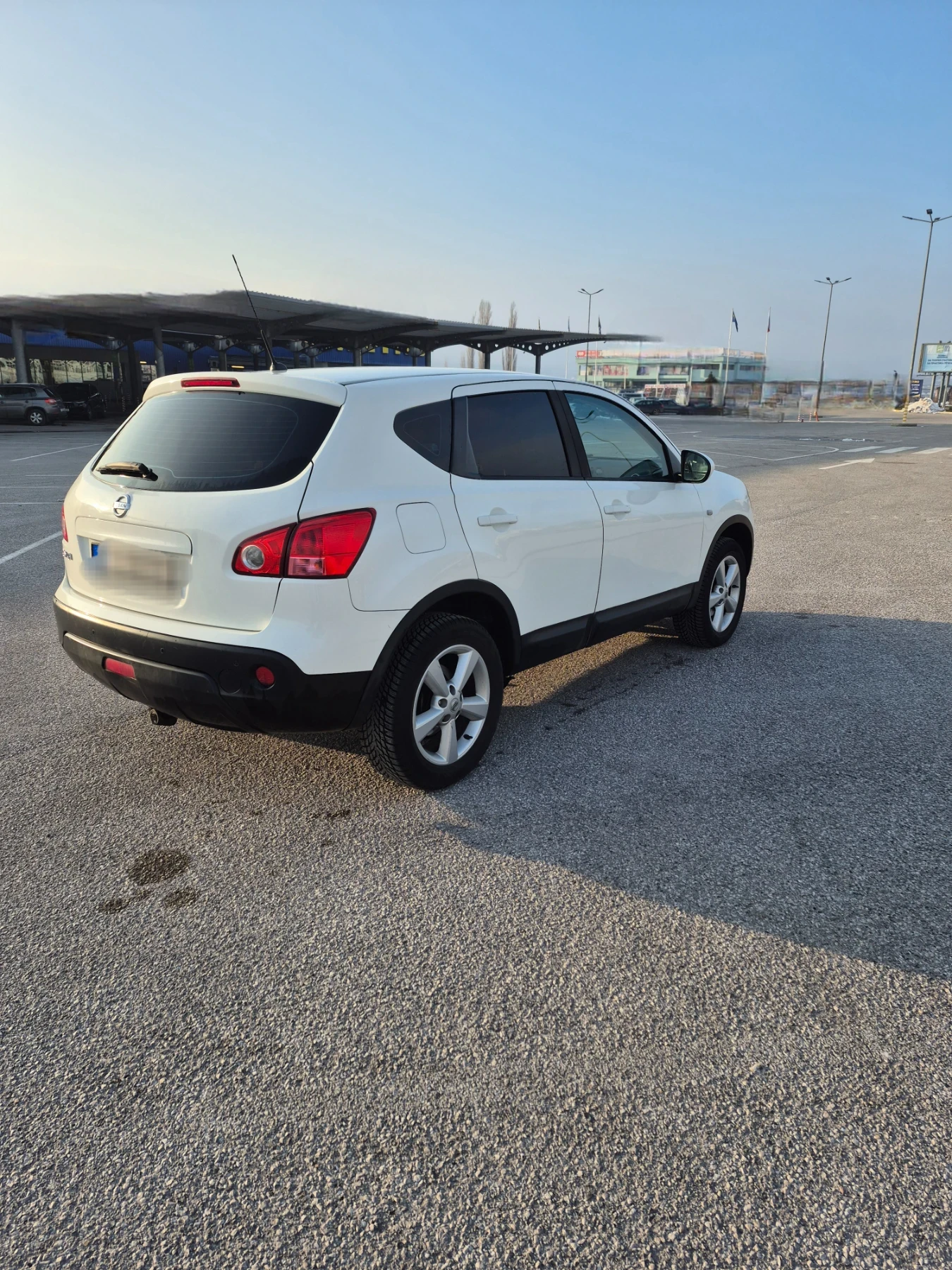 Nissan Qashqai 2.0 бензин/газ 4х4  - изображение 10