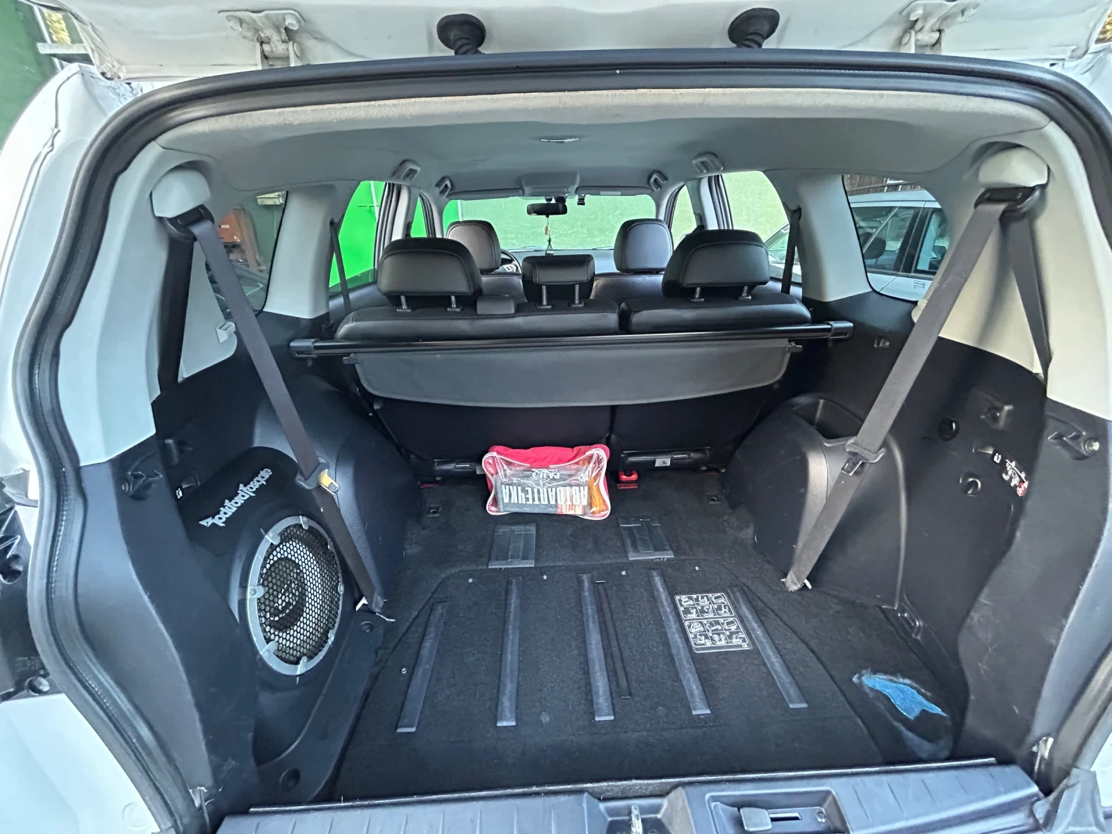 Mitsubishi Outlander 2.2 Di-d - изображение 4
