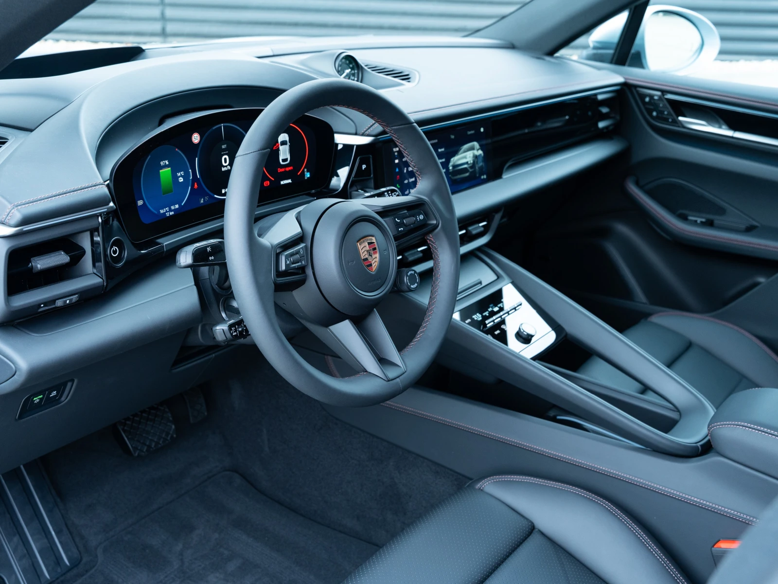 Porsche Macan 4 - изображение 7